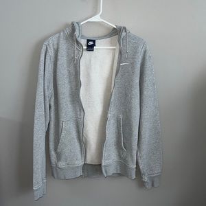GREY NIKE ZIP UP